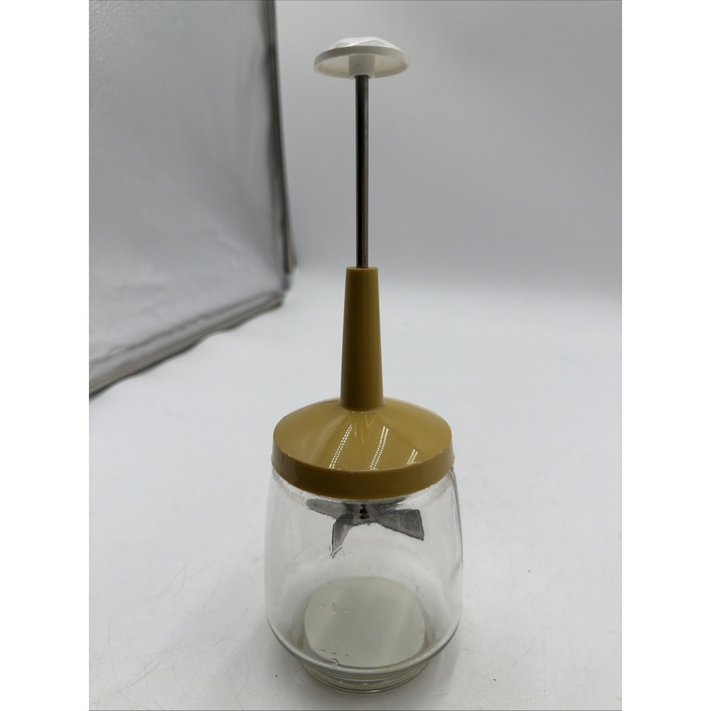 Vintage Federal Housewares Harvest Gold Glass Nut Manual Food Chopper Tool USA